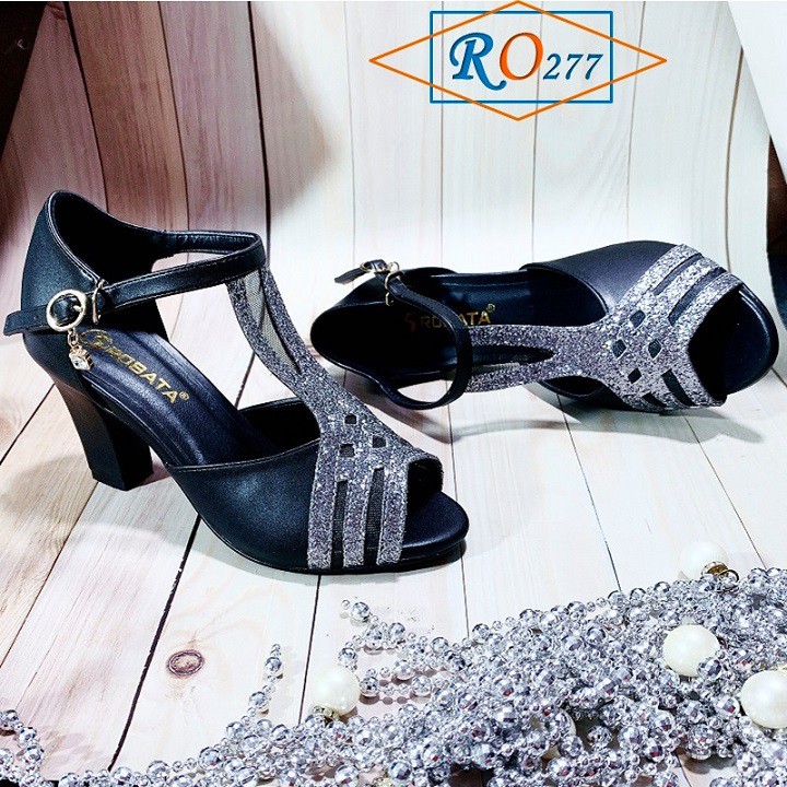 Giày sandal nữ cao gót 7 phân hai màu đen tím hàng hiệu rosata ro277