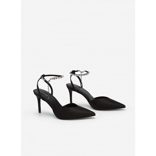 Vascara GIÀY ANKLE STRAP SATIN QUAI ĐÍNH ĐÁ PHỐI XÍCH - BMN 0522 - MÀU ĐEN