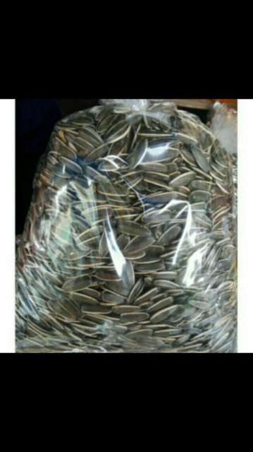 200GR HƯỚNG DƯƠNG TẨM VỊ DỪA CARAMEN GIÒN TAN