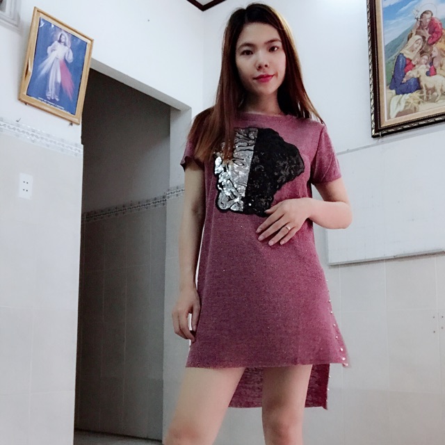 Áo thun xẻ tà