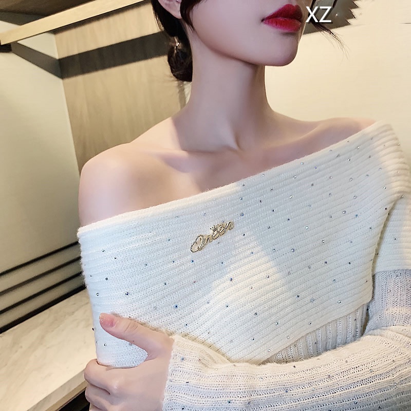 Trâm Cài Áo In Chữ Queen Phong Cách Hàn Quốc Thời Trang