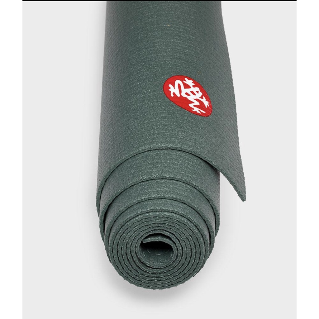 Thảm tập yoga - gym Manduka protravel 3mm chống trơn trượt, nhẹ , xếp gọn