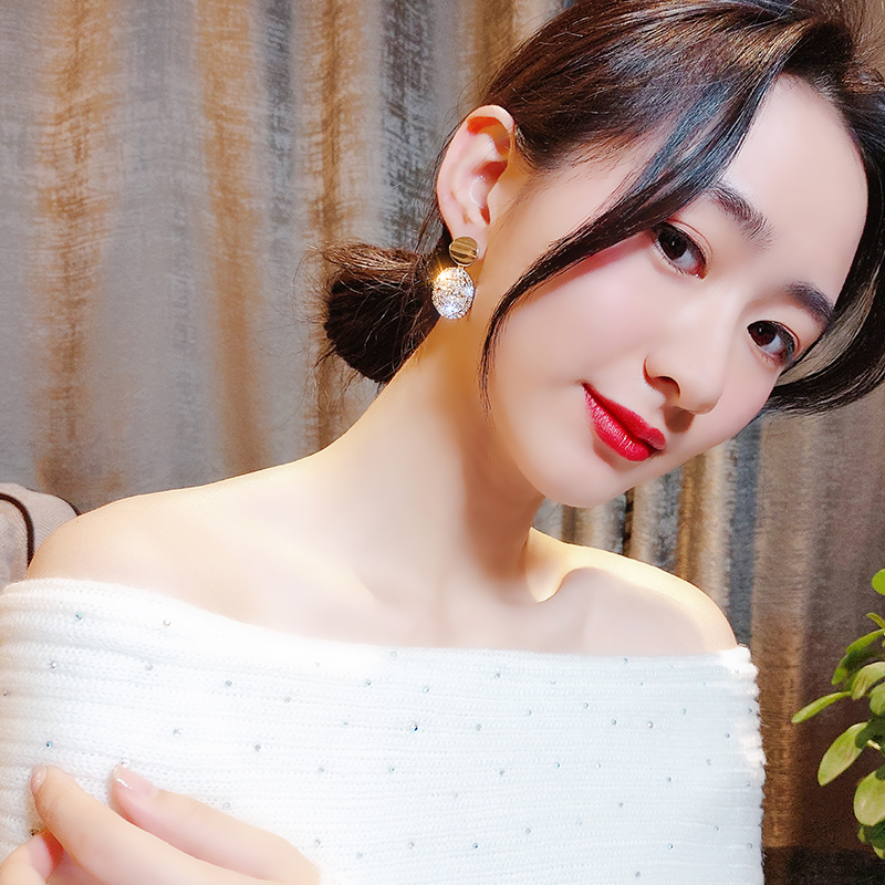 Khuyên Tai Tròn Đính Đá Thời Trang Thanh Lịch Dành Cho Nữ