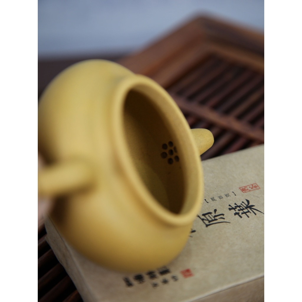 Ấm Tử Sa Nghi Hưng Phỏng Cổ 230 ml (Đoạn Nê)