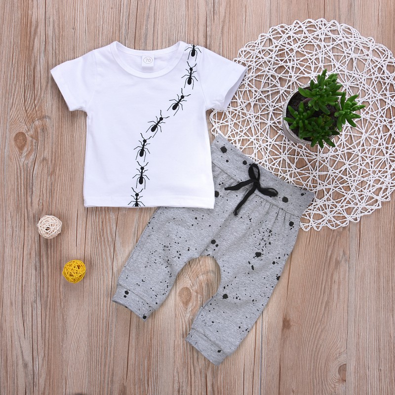 Set áo thun tay ngắn kèm quần dài họa tiết ngộ nghĩnh cho bé trai