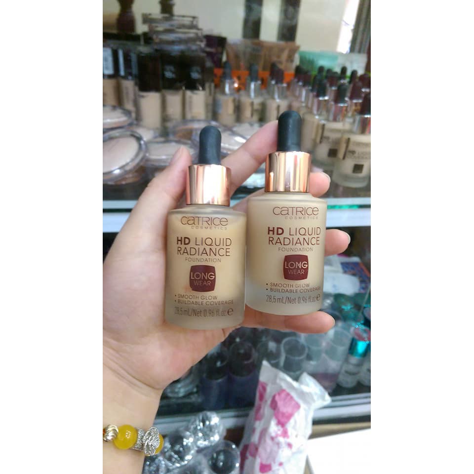 Kem nền Catrice HD Liquid Radiance Foundation