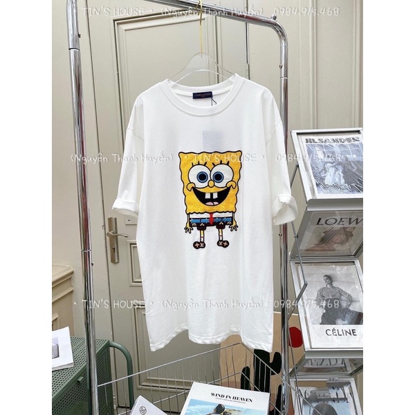 Áo phông mặt vuông và cô bé TT12