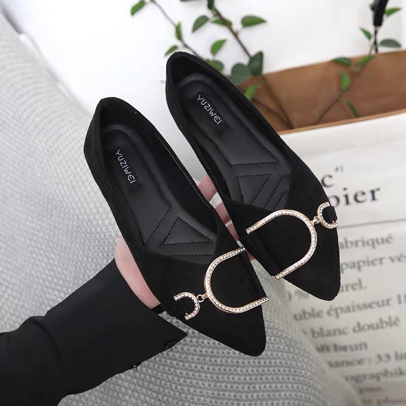 Giày búp bê nữ mũi nhọn đính khóa chữ D siêu đẹp