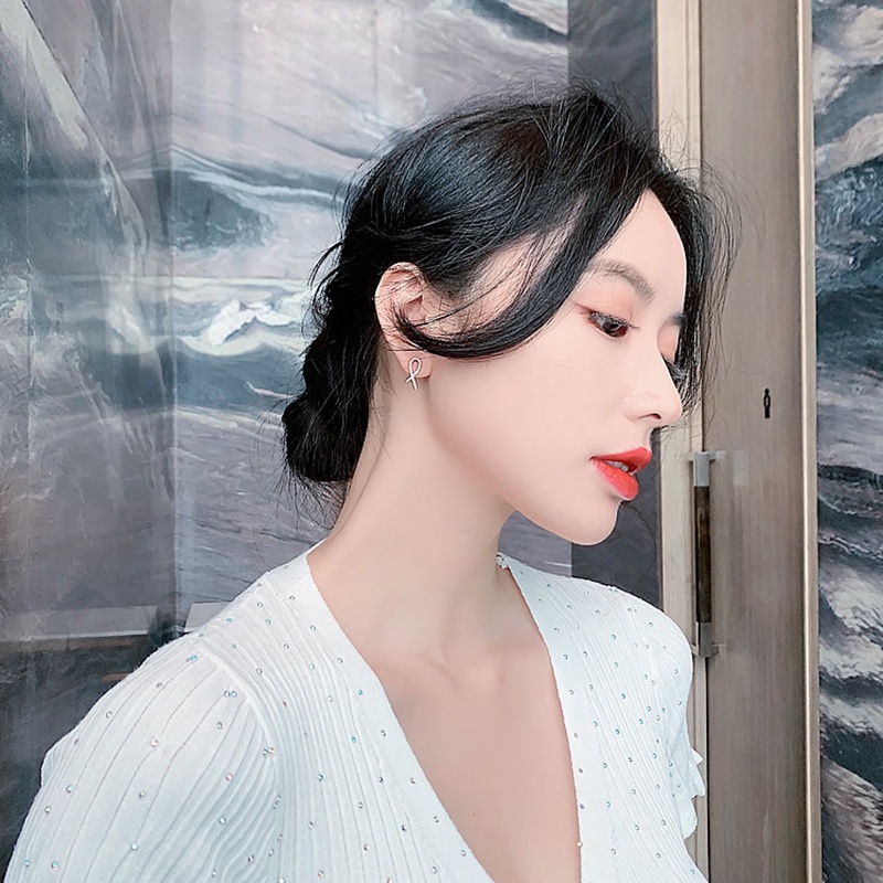 Bông tai/ Hoa tai bắt chéo hình nơ