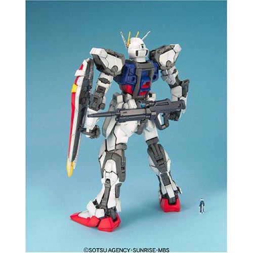 Mô Hình Lắp Ráp PG Strike Gundam Tỉ Lệ 1/60, Perfect Grade Hàng Chính Hãng Bandai - Nhật Bản