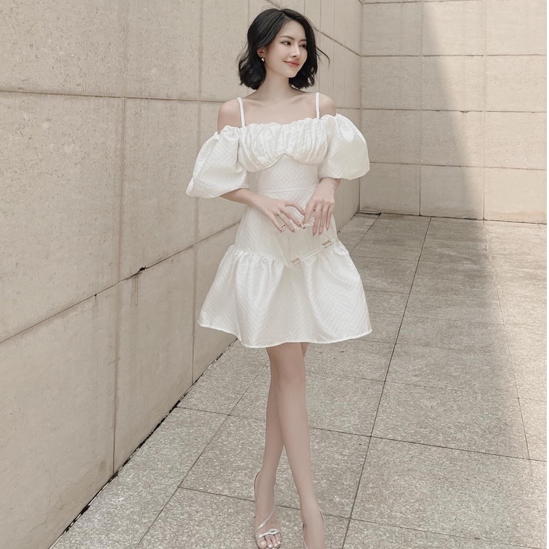 Đầm trắng hai dây đi dự tiệc cưới thiết kế tay phồng, dáng xòe xinh xắn (kèm ảnh feedback khách hàng)