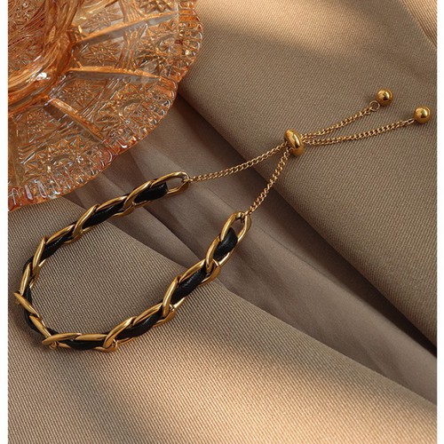 Lắc Tay xích Titan Ko Han Rỉ TT 3686