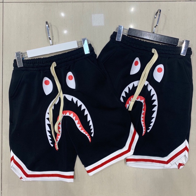 QUẦN SHORT THUN BAPE