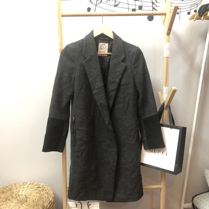 áo khoác blazer chất dạ form suông dài size S