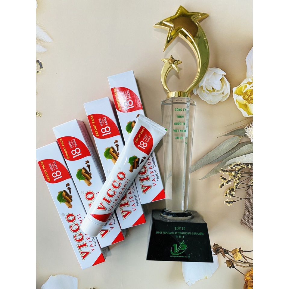 Kem đánh răng thảo dược Patanjali Ấn Độ 100g