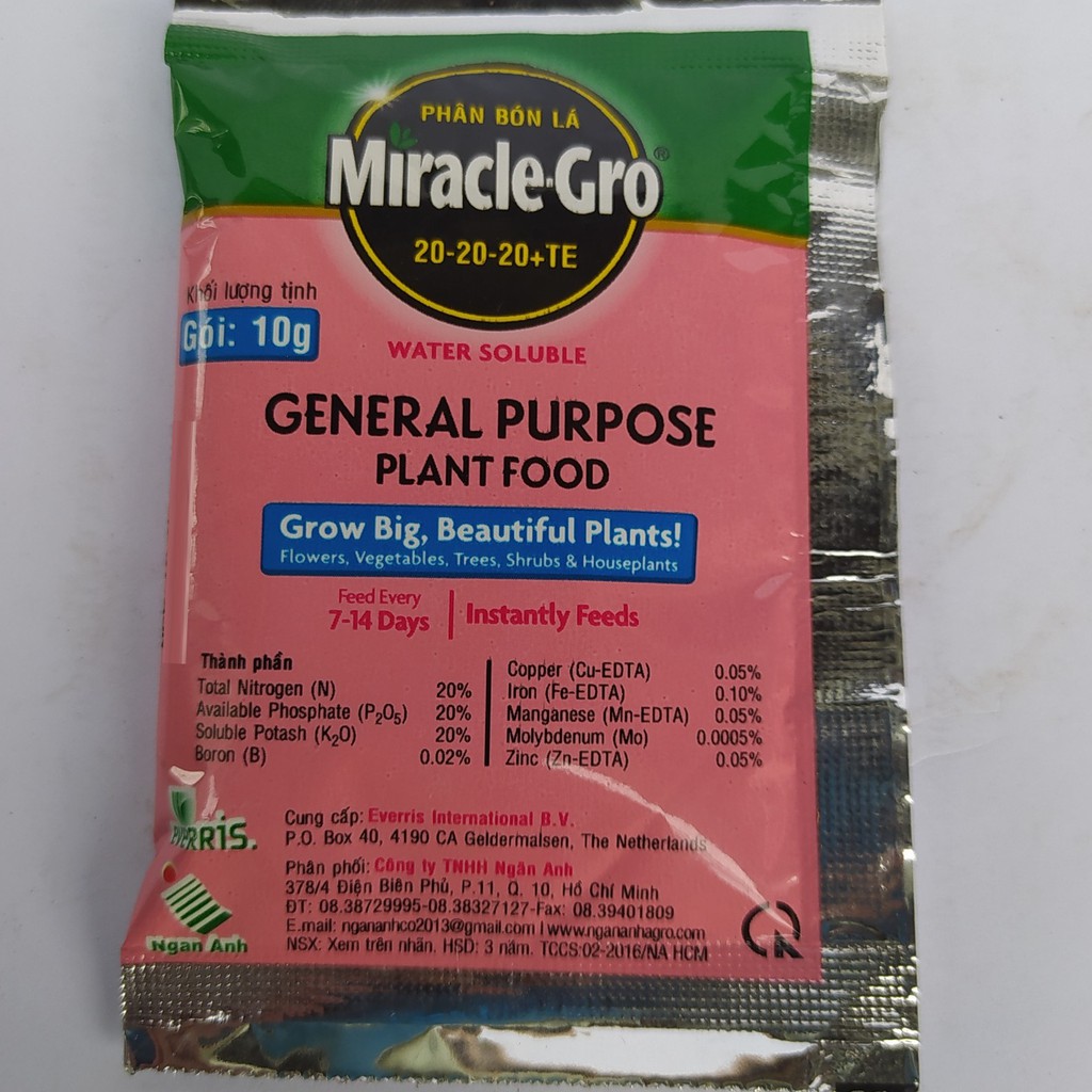 Phân bón lá dùng cho Hoa Hồng Miracle Gro 20-20-20+Te ( Dùng cho Lan, Hồng, dinh dưỡng cân bằng cho cây trồng)