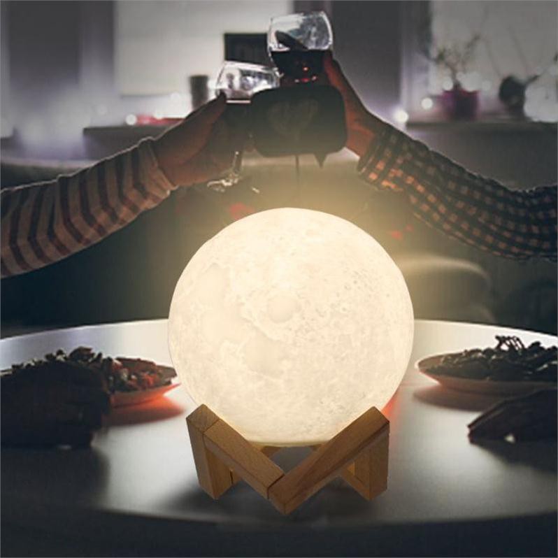 Đèn Ngủ Mặt Trăng 7 màu  size 15 cm tặng kèm đế gỗ