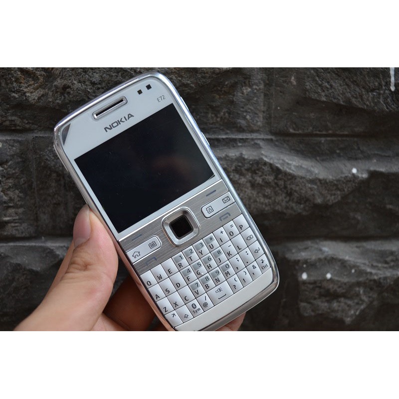 ĐIỆN THOẠI E72 WIFI ZIN CHÍNH HÃNG