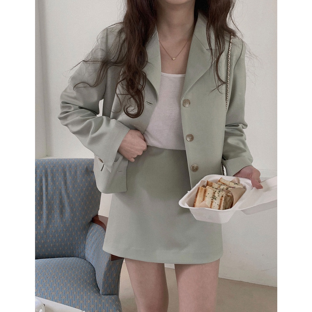 Set Áo Khoác Dài Tay + Chân Váy Ngắn Dễ Phối Đồ Thời Trang 49368