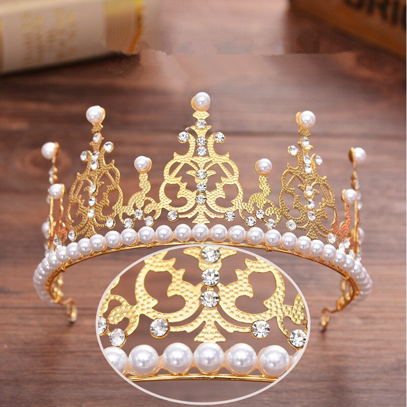 Set 16 Que Cắm Trang Trí Bánh Hình Vương Miện
