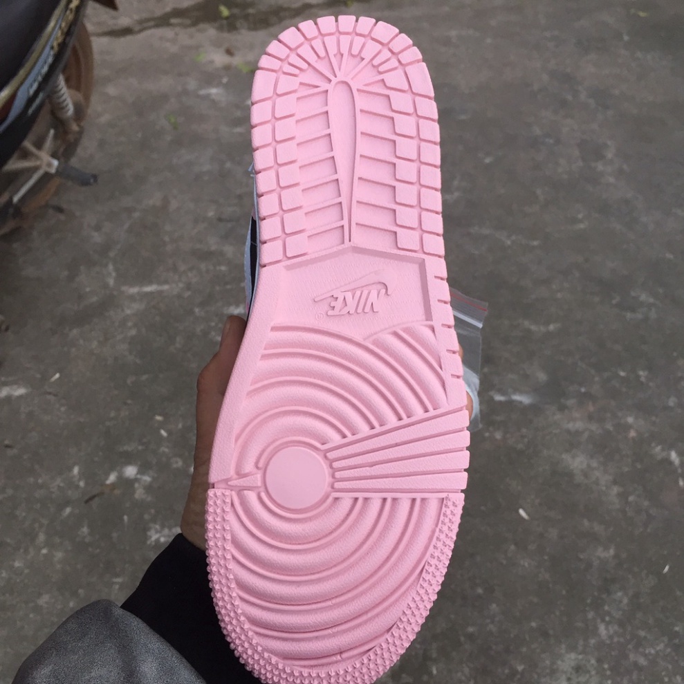 [ Full Box + Bill ] Giày Jordan Cổ Thấp Nam Nữ, Giày Sneaker JD1 Hồng Đen Cổ Thấp Thời Trang Cao Cấp Hottrend 2022 | BigBuy360 - bigbuy360.vn