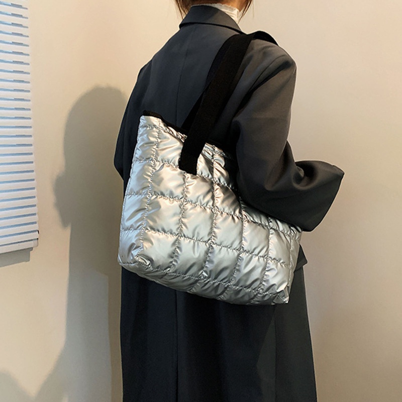 Túi Xách Nữ Cỡ Lớn Màu Sắc Thời Trang