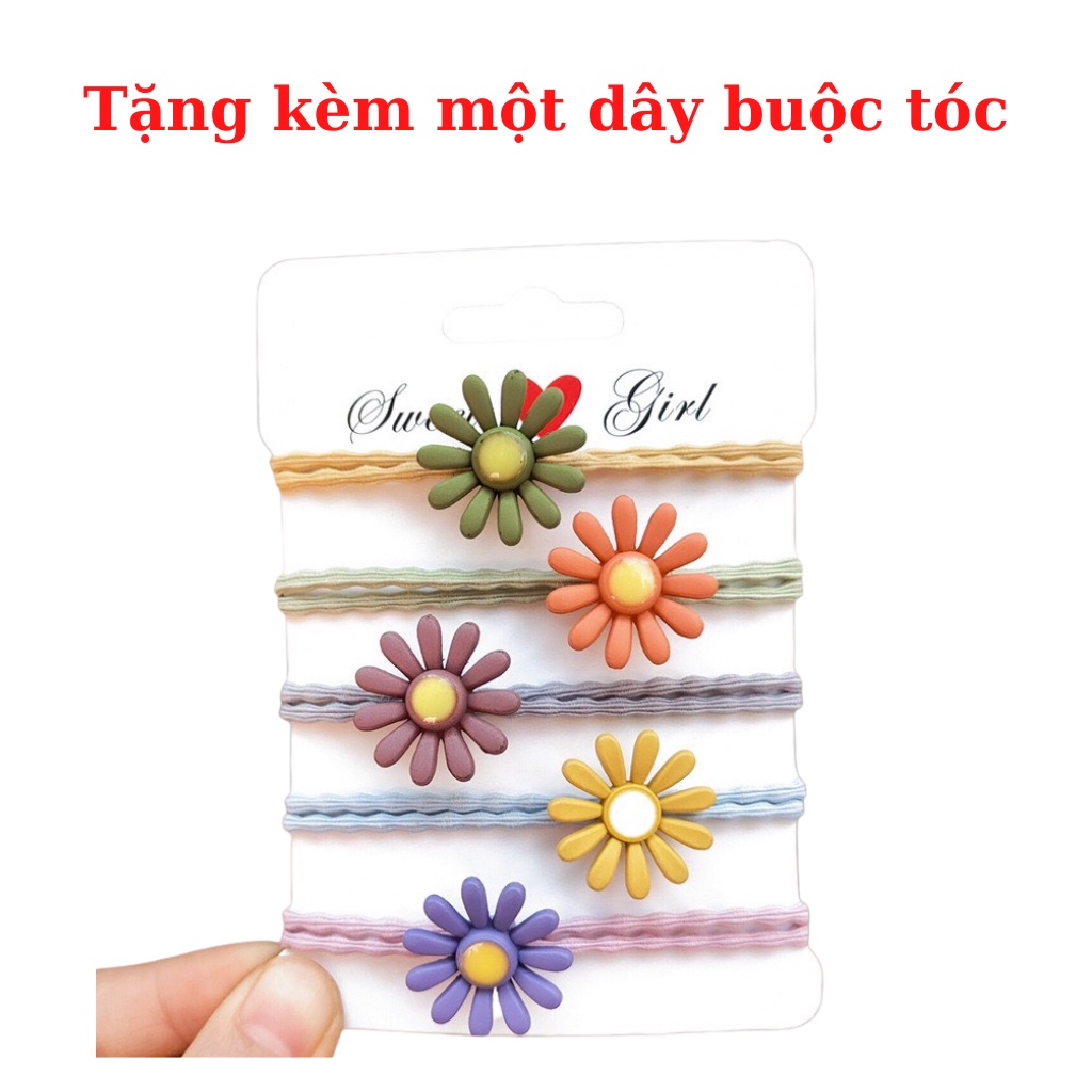 Váy trắng hở lưng chất gám xốp in hoa nổi đầm dự tiệc sang trọng