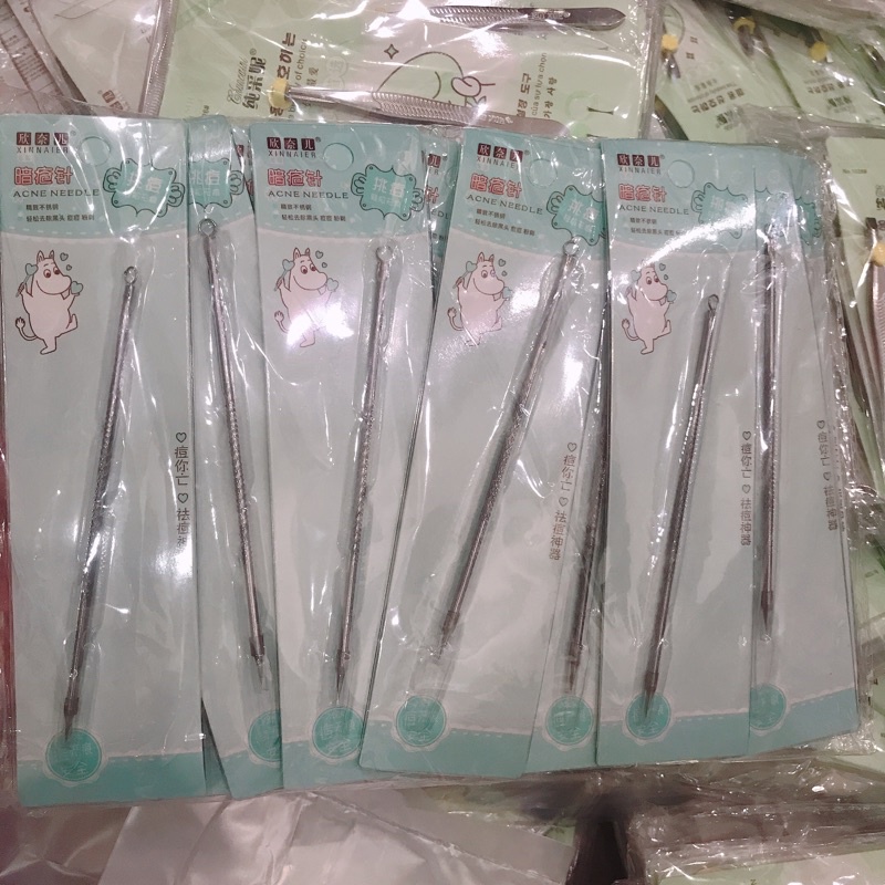 Sỉ lố 24 chiếc nặn mụn loại tốt