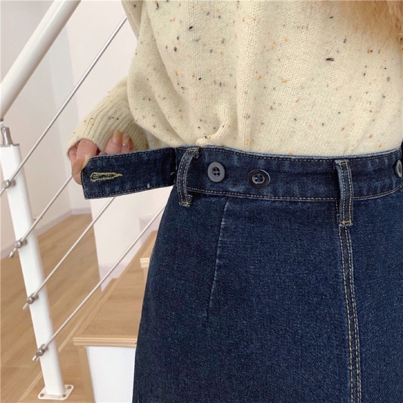 𝗺𝗶𝗲 𝘀𝘁𝘂𝗱𝗶𝗼 - Chân váy jeans đen cài cúc eo