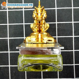 Nước hoa để taplo xe ô tô