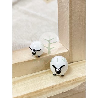 [TIỂU CẢNH TRANG TRÍ] Bé cừu đầu đen size nhỏ và vừa trang trí cây sen đá, xương rồng, cây cảnh (1 bé)
