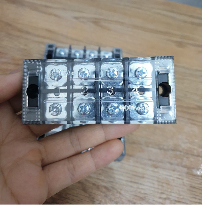 Cầu đấu domino 25A 600v 4p 6p 12p