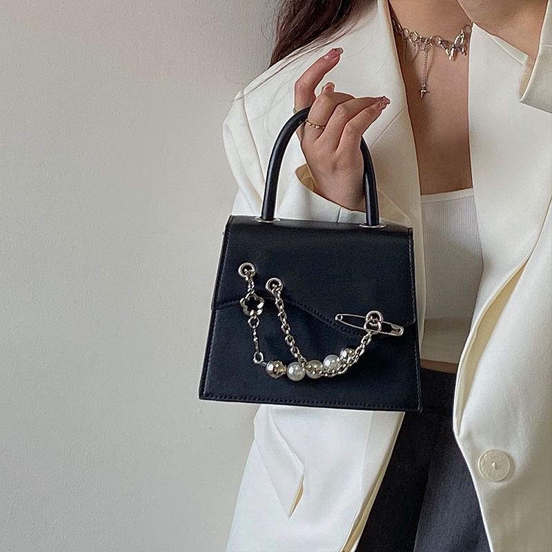Túi Xách Đeo Chéo Hình Vuông Nhỏ Màu Trơn Phối Dây Xích Thời Trang Cho Nữ 2022