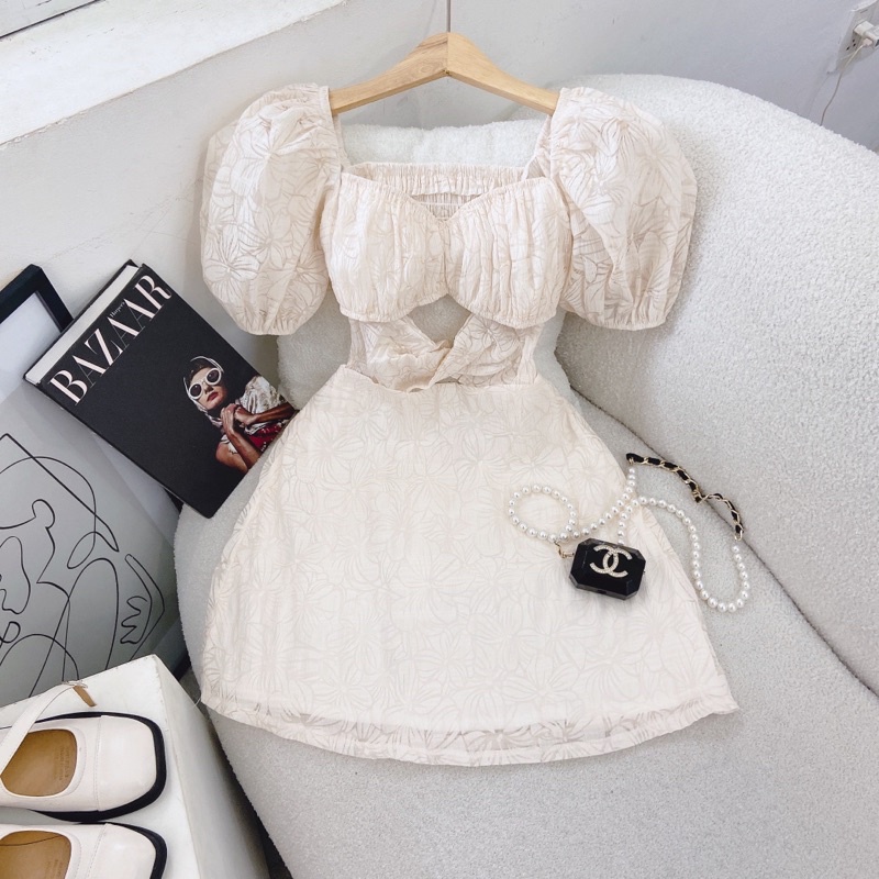 ĐẦM HOA NỔI CUT-OUT CHÉO DÂY BỤNG NHÚN NGỰC