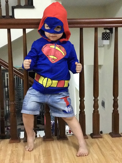 Áo khoác siêu nhân cho bé trai