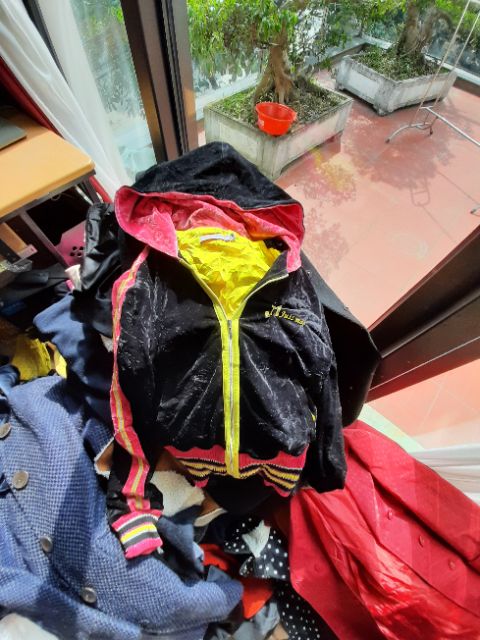 áo nhung, len hết hàng. cố tình đặt gửi mẫu ngẫu nhiên tự chịu | BigBuy360 - bigbuy360.vn