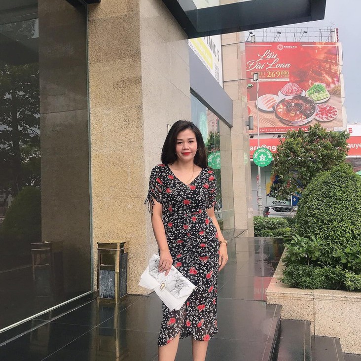 Đầm ôm cổ tim, rút vải tay và eo Emspo DM4042