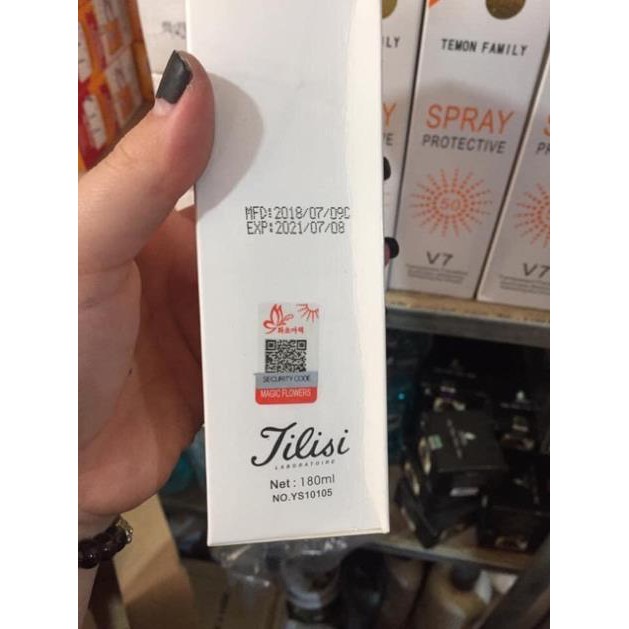 Xịt chống nắng V7 SUN SCREEN SPF50 PA+++