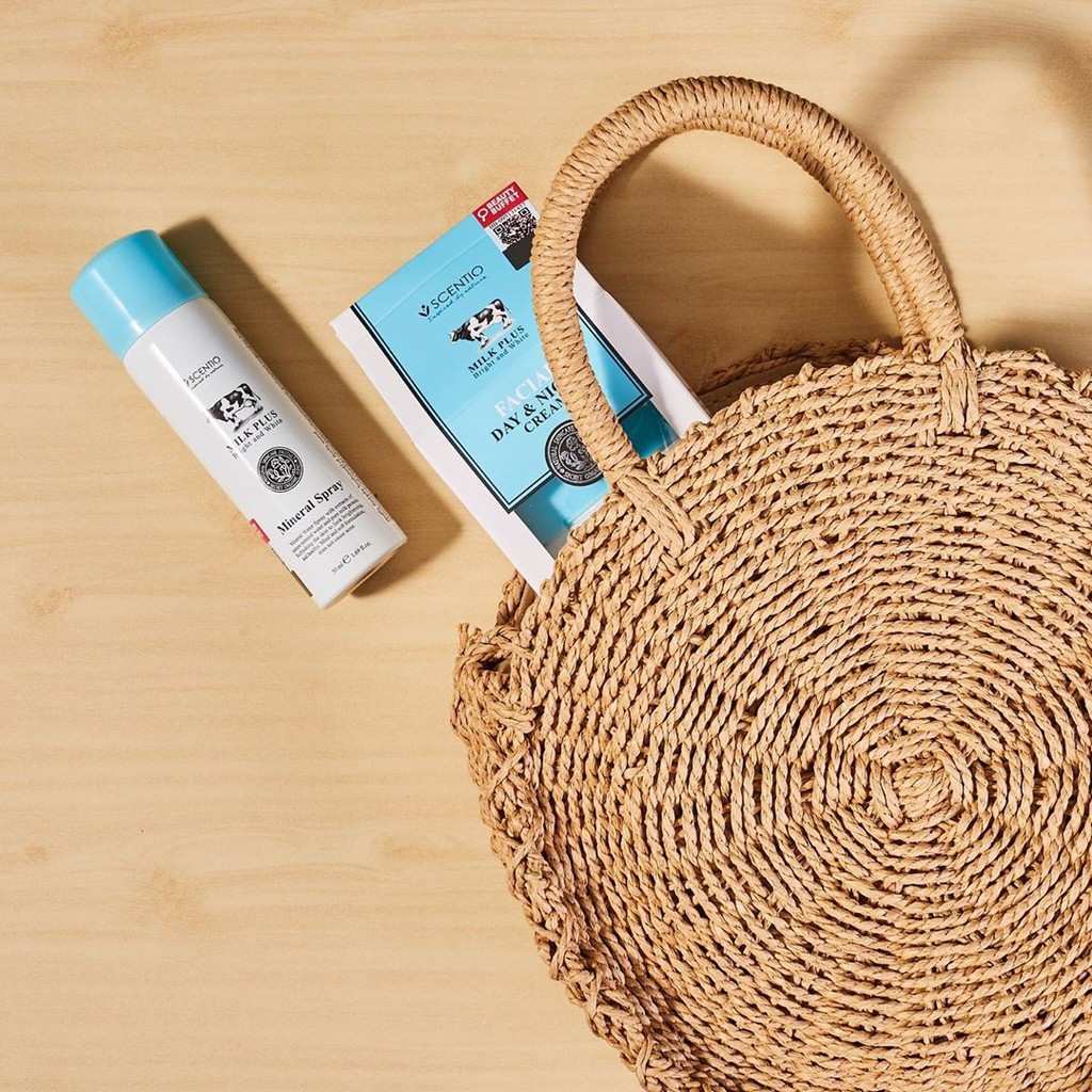 Xịt khoáng cấp ẩm và dịu da Scentio Milk Plus chai mini tiện dụng 50ml | BigBuy360 - bigbuy360.vn