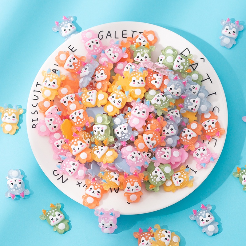 Set 10 Phụ Kiện Trang Trí Ốp Lưng Điện Thoại Hình Chú Nai Đáng Yêu