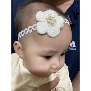 Turban ren trắng Hoa len cho bé