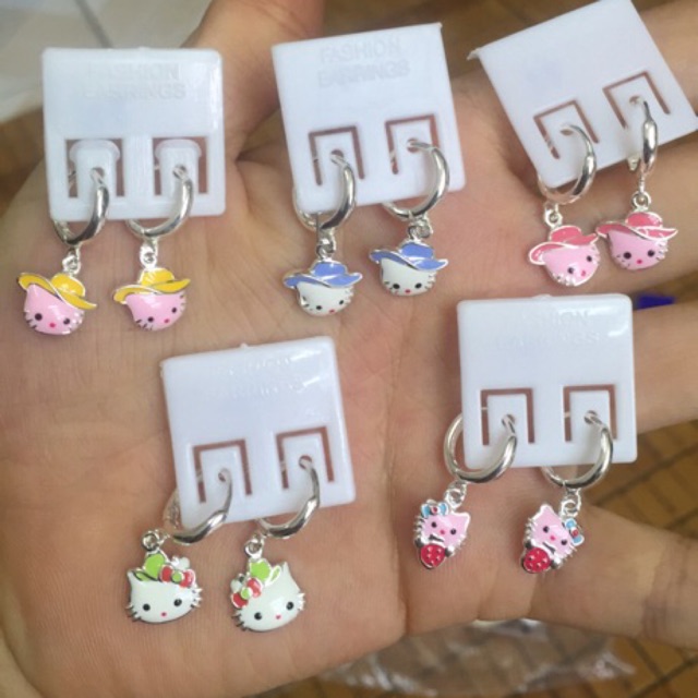 Khuyên tai Nmj mèo Kitty thiên nga