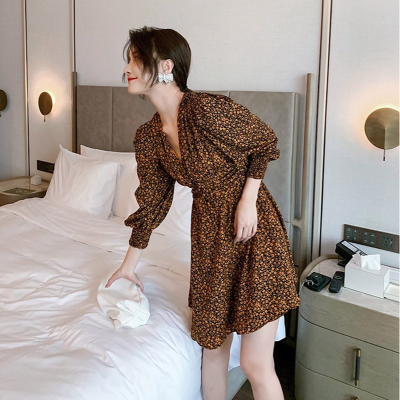 Đầm hoa IELGY tay dài cổ V thanh lịch thời trang cho nữ