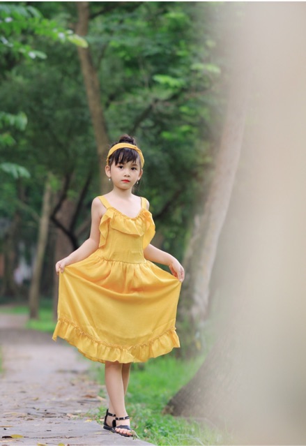 Váy Trẻ Em𝑭𝑹𝑬𝑬𝑺𝑯𝑰𝑷 Thời Trang bé gái- váy lụa vàng