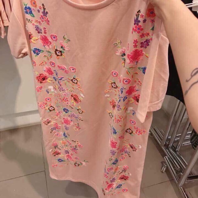 Váy hồng malay