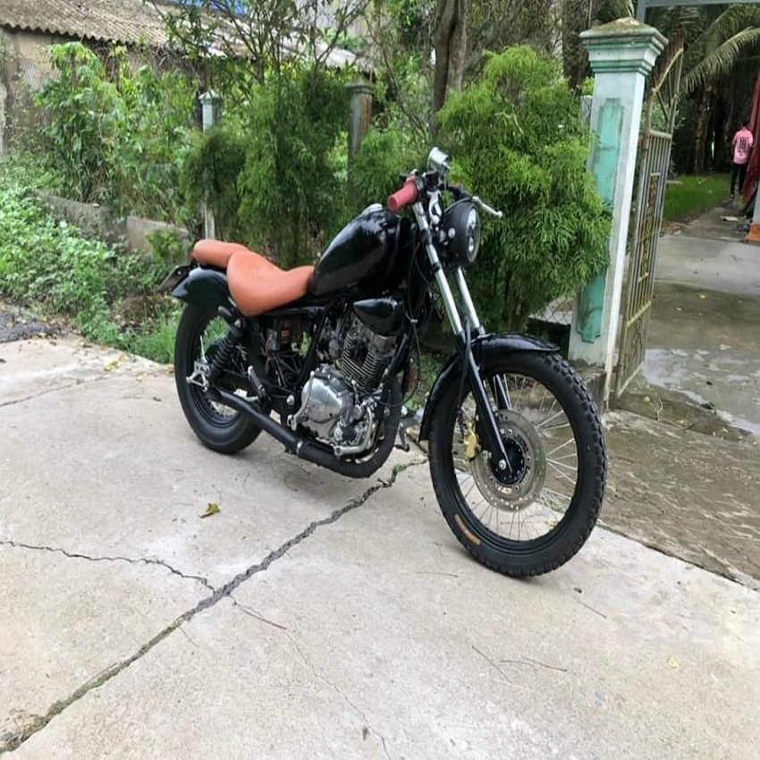 Tai pass bắt đèn pha xe máy classic cafe racer tracker