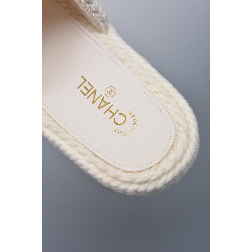 Mules Dệt Kim Phản Chiếu Màu Đen. G38189 X56418 94305 Không Hộp