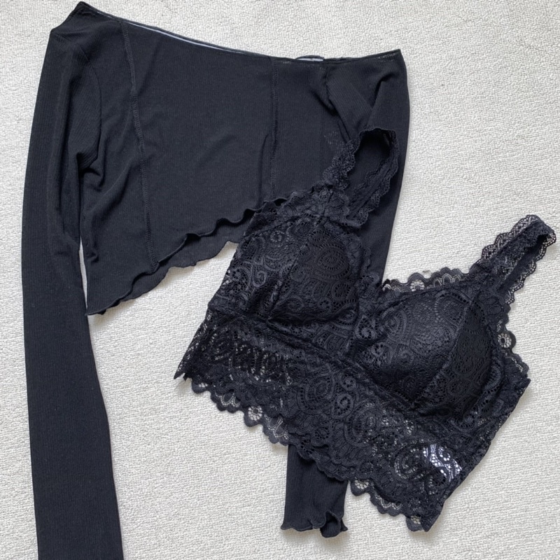 Áo đen tay dài trễ vai vạt xéo