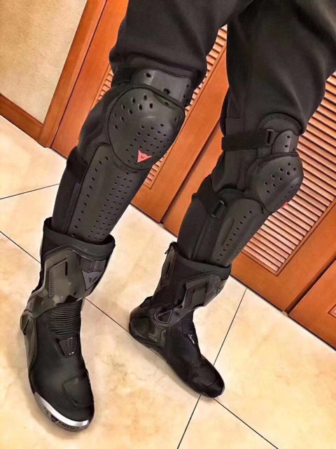 Giáp bảo vệ tay chân rời Daines Kit J E1, Daines Kit V E1