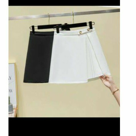 Chân váy màu trắng BIG SIZE xếp ly tà trong | BigBuy360 - bigbuy360.vn